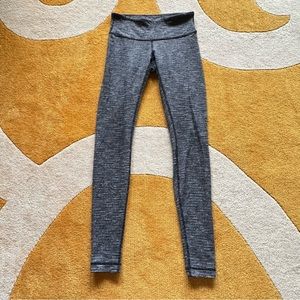 Heather grey lululemon leggings